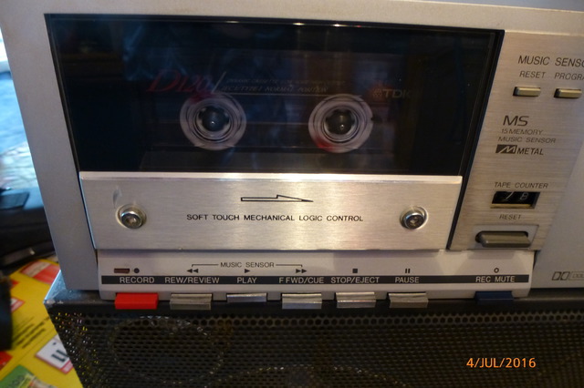 07 AIWA CS-880 Cassettenfenster