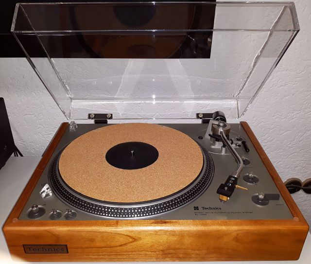 Technics SL-1300