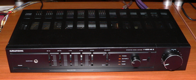 Grundig V 4200 Mk II