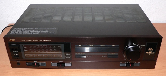 JVC AX 33   01