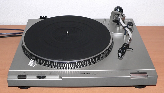 Technics SL-D 2 mit Philips GP 401