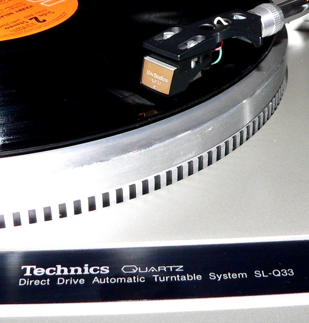 Technics SL Q 33   01