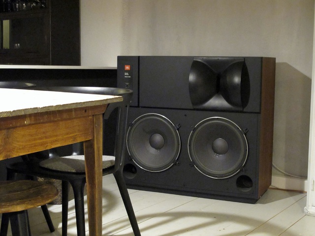 JBL 4435