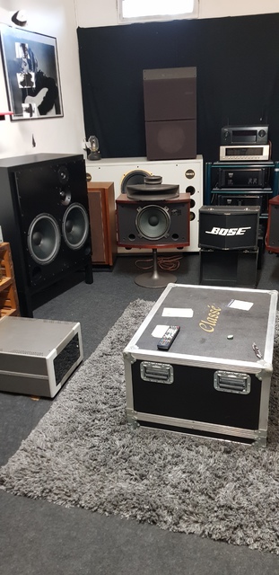 Tannoy Dreadnought, Atc SCM 300, Technics SB-E200, ESS Amt Monitor, Tannoy Windsor, EV Baron