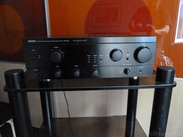 Denon PMA 1060 Vorne [640x480]