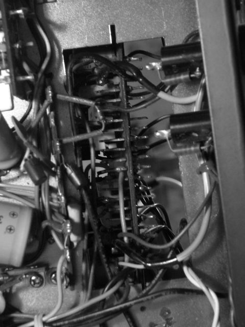 Harman Kardon HK930 Lötstiftleiste Der Endstufe