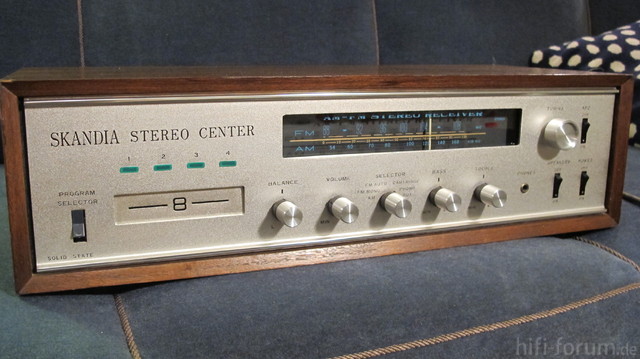 Skandia Stereo Center CF-102