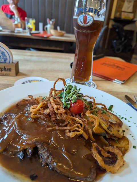 PXL 20241003 103240785