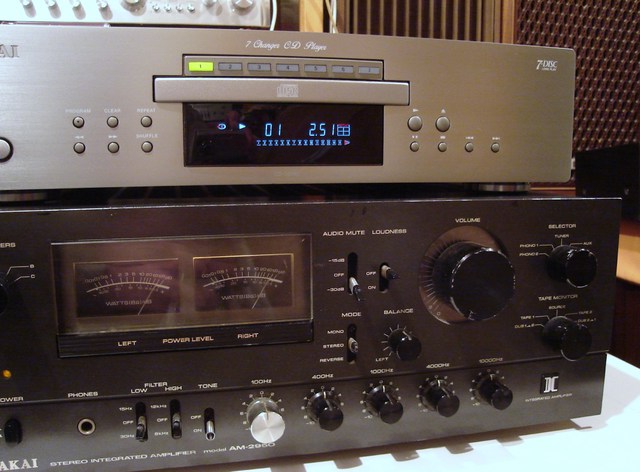 AKAI AM-2950 Schwarz