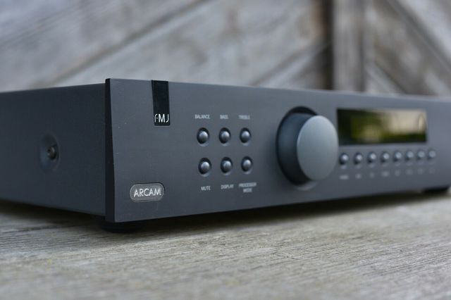 Arcam A18 (2)