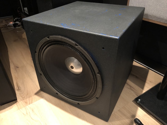 Subwoofer 1