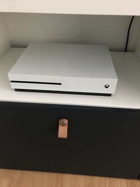 Xbox One S 1TB