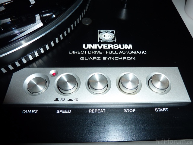 Universum F2095