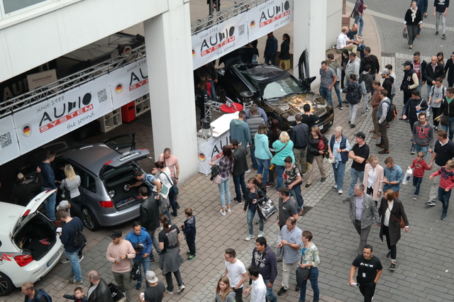 IAA 2017 Audio System Stand