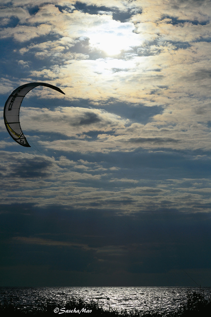 Kitesurfer