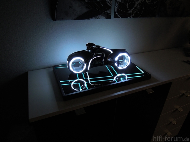 Tron Legacy: Light Cycle