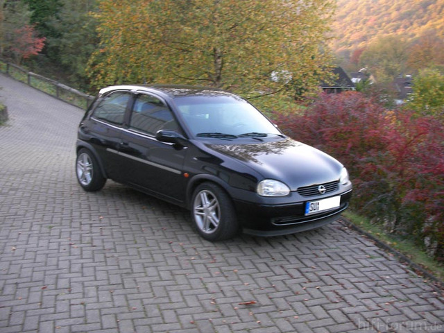 Corsa Vorne