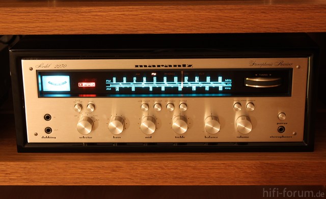 Marantz Model 2230 Champagner