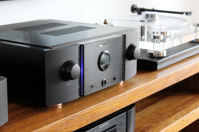 Marantz PM-11S3 & Transrotor Super Seven