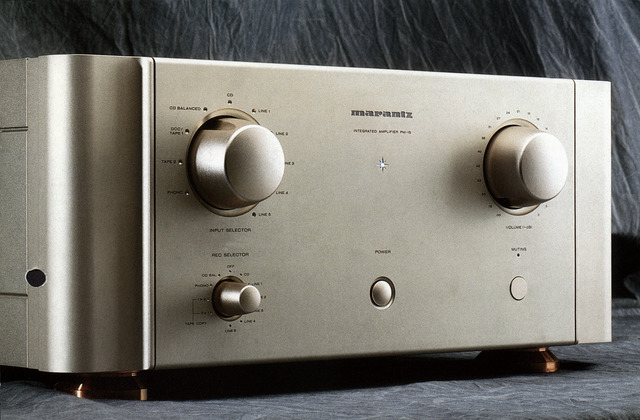 Marantz PM 15   15