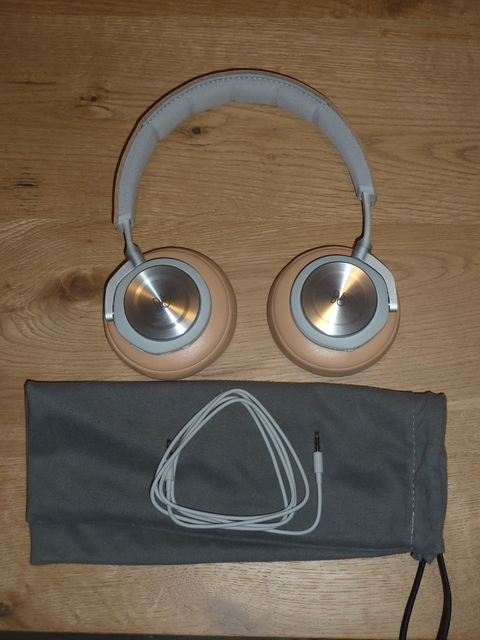 BEOPLAY H7