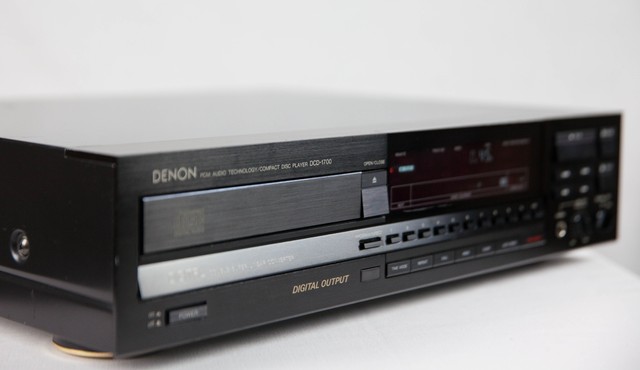 Denon DCD 1700-9