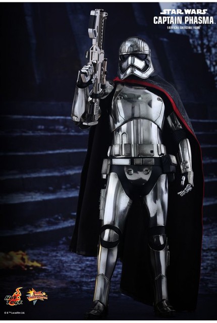 Pre Order Figura Articulada Hot Toys Capitan Phasma