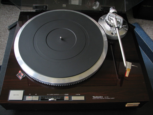 Technics SL-M2