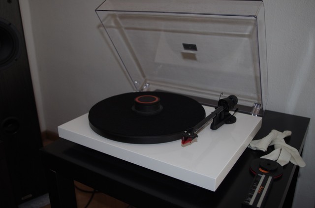 Pro-Ject Debut Carbon