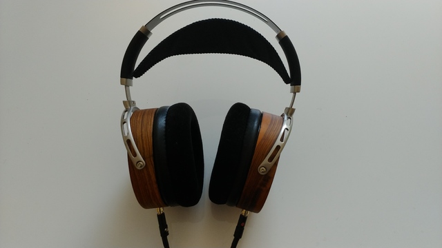 Audeze-Mix