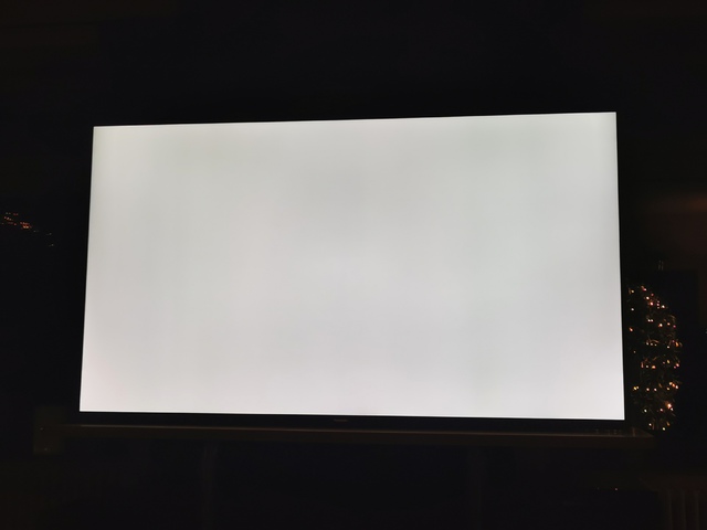 Pana LCD white