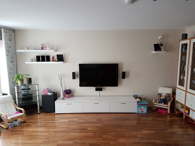 Wohnzimmer Front