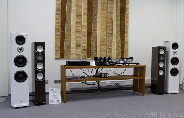 2011 HighEnd Heco Magnat Setup 2