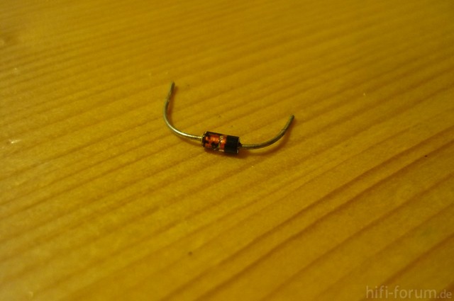 P1110422 Diode