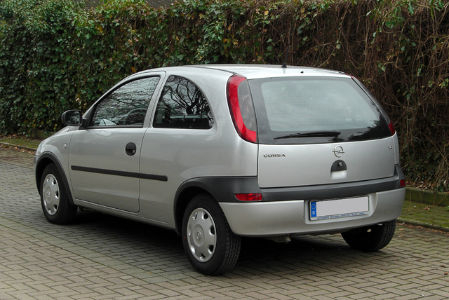 Opel Corsa 1 2 16V ECOTEC (C) – Heckansicht, 1  April 2011, Mettmann