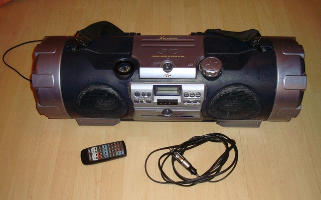 Biete JVC RV-B99