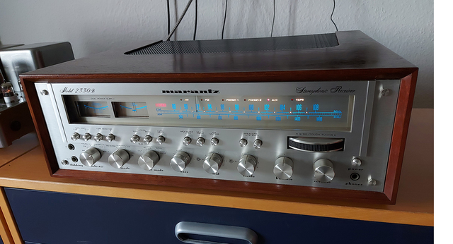 Marantz 2330B