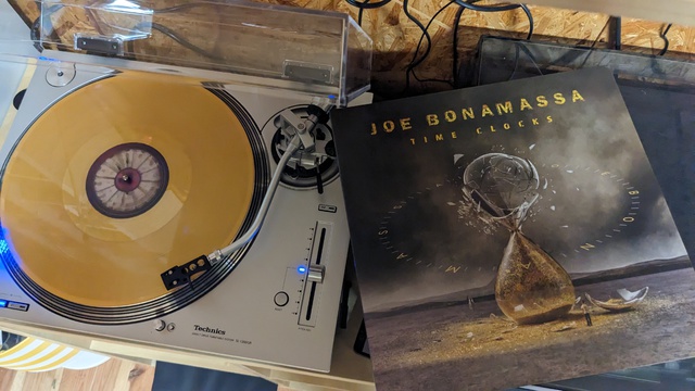 PXL 20230129 191849144