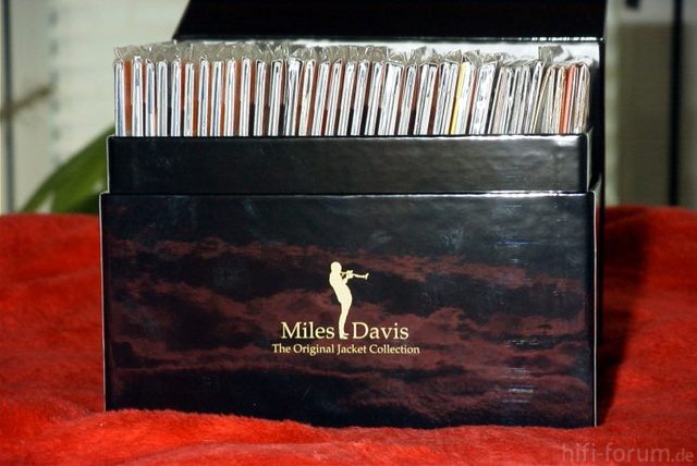 Miles Original Jacket Collection Box1