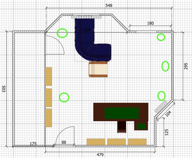 Grundriss mit potentieller Boxenaufstellung