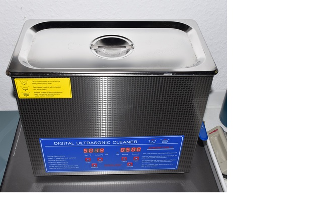 ultrasonic cleaner