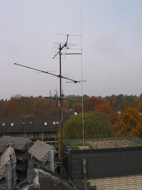 Terrestrische Antennen Mit Langer Fangstange_[Fo2_rmm]
