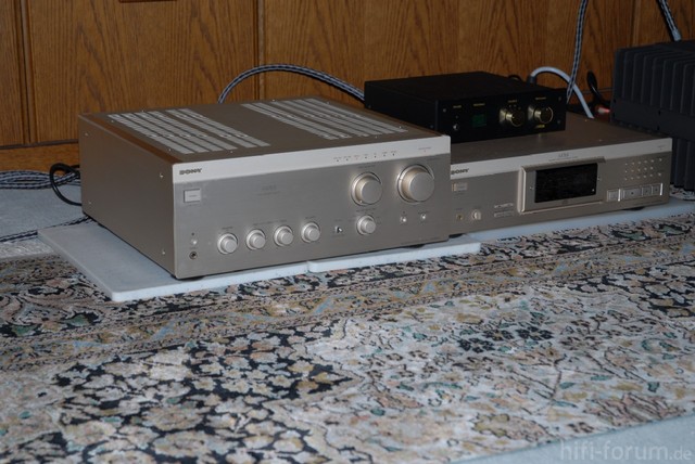 Sony ES + Accuphase P7100