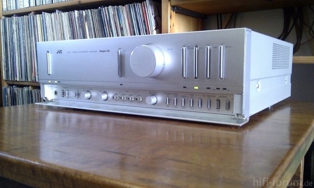 JVC A-X5 front 2