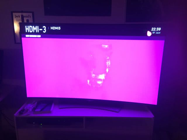 LG Oled Pink