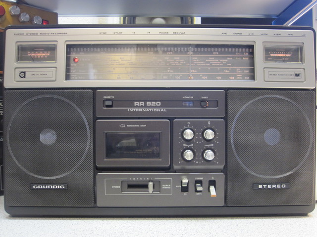 Grundig RR 920