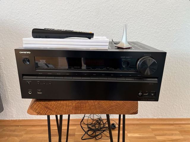 Onkyo AVR