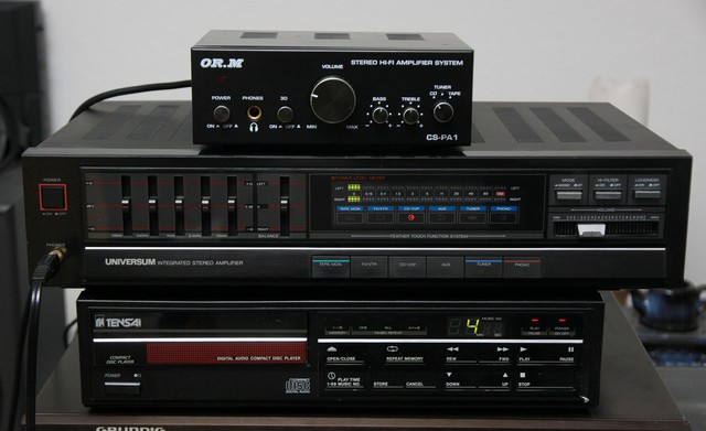 Amp&