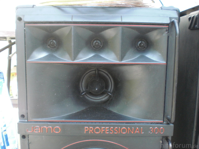 Jamo Professional 300