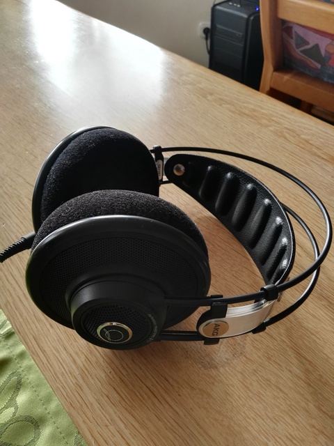 AKG Für Inserat